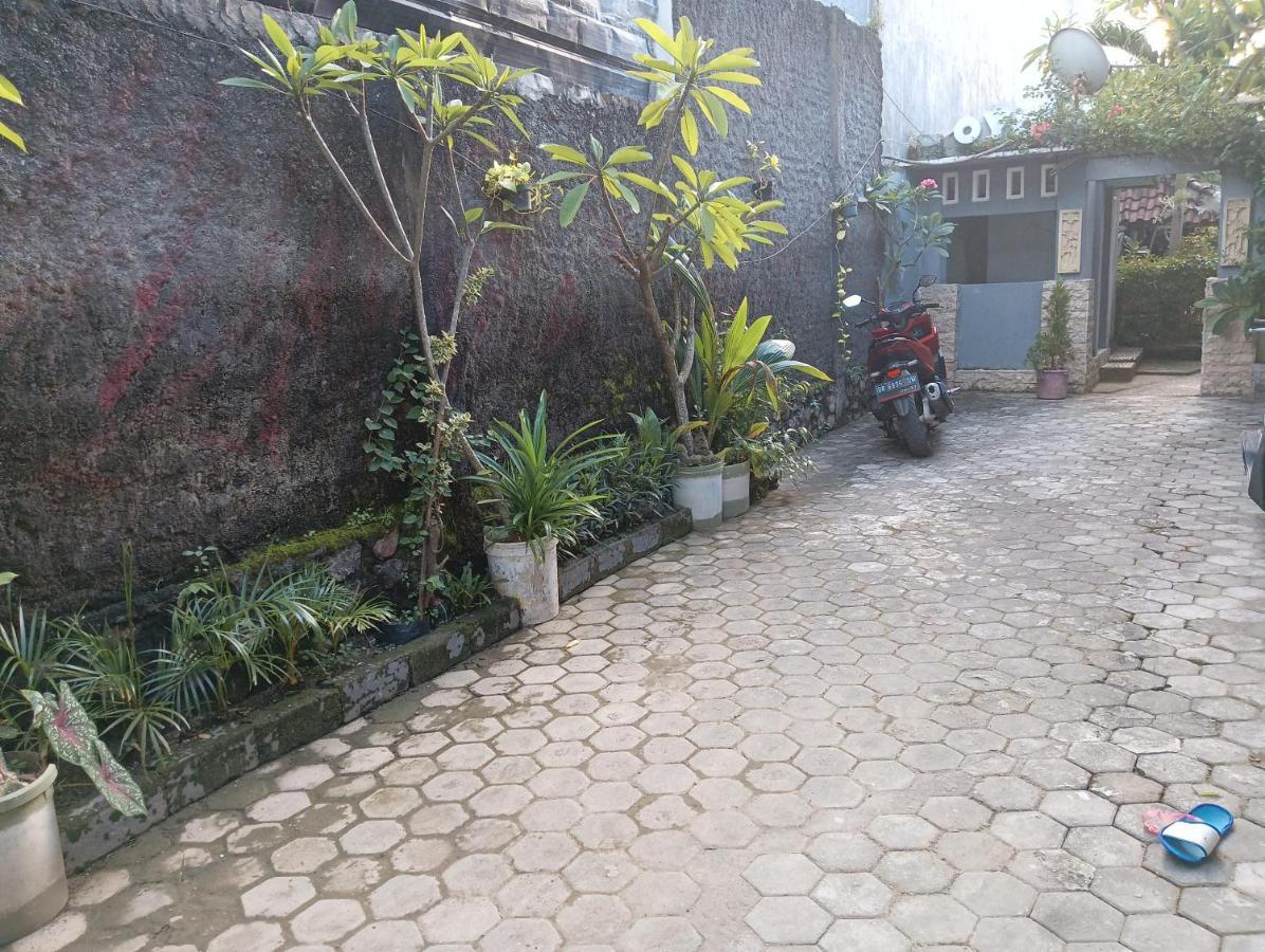 Ayu Homestay Kuta  외부 사진