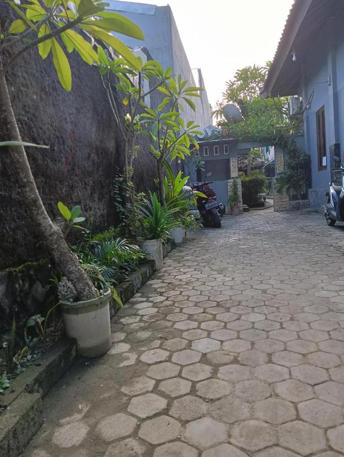 Ayu Homestay Kuta  외부 사진