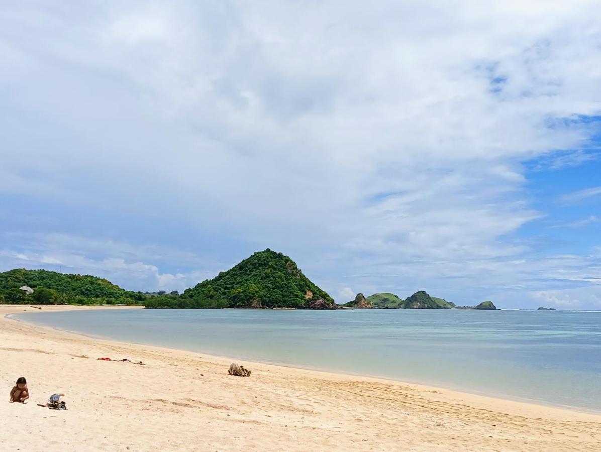 Ayu Homestay Kuta  외부 사진